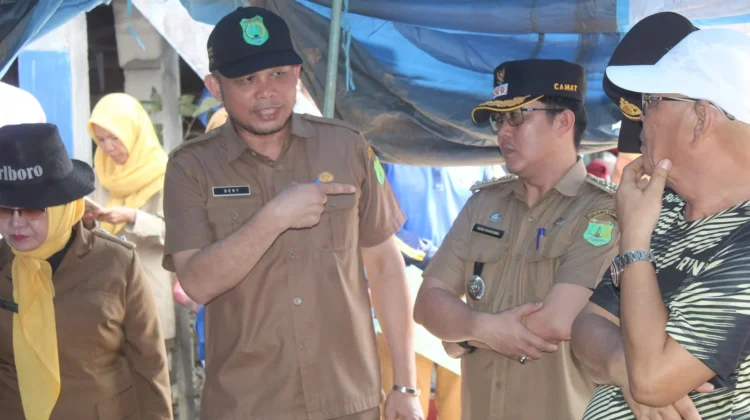 Pemkab Muba Salurkan Bantuan untuk Korban Kebakaran Desa Teluk