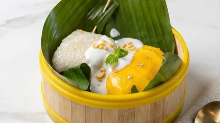 Mango Sticky Rice, Dessert Khas Thailand