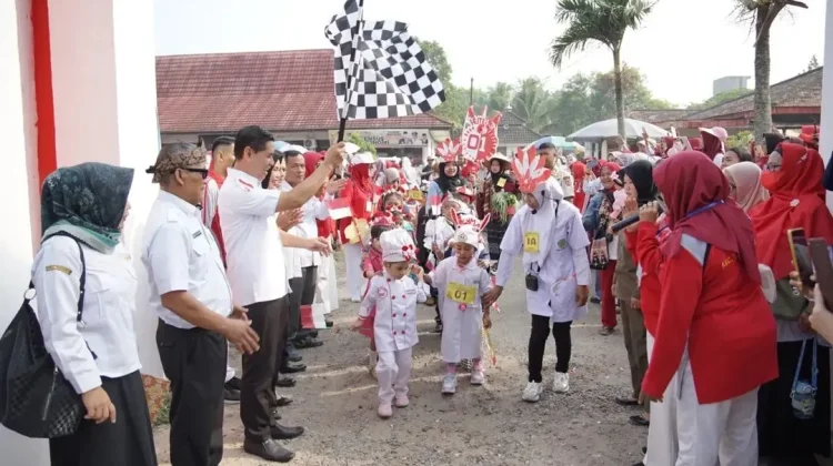 HUT ke-81 RI, 823 Anak TK Ramaikan Karnaval Profesi di Banyuasin
