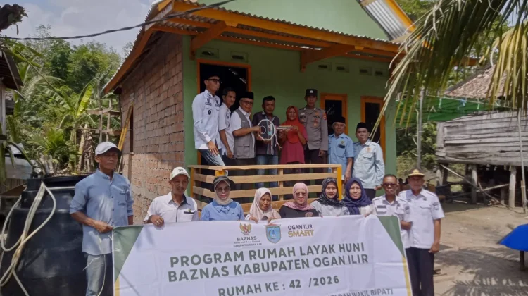 Polres Ogan Ilir dan Baznas Serahkan Dua Rumah Layak Huni
