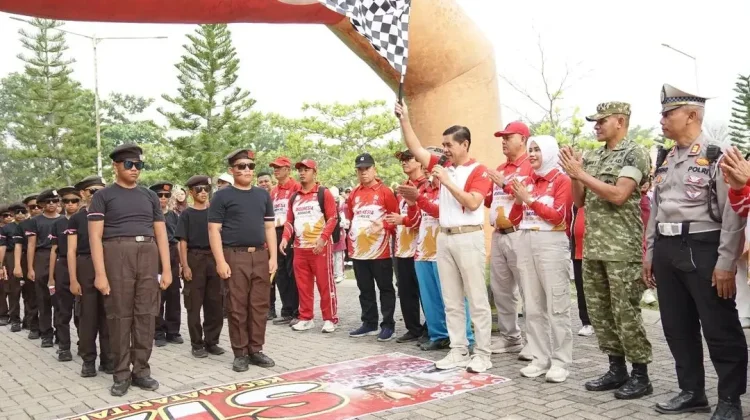 Ribuan Pelajar Talang Kelapa Ikuti Lomba Gerak Jalan