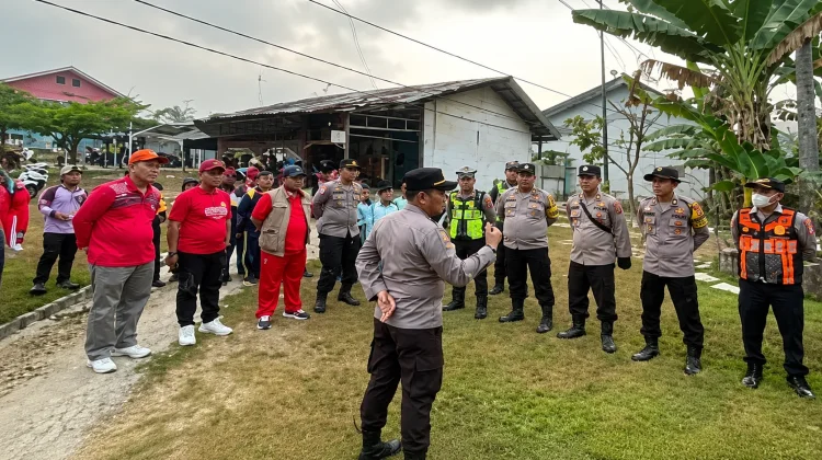 Kapolsek Betung Amankan Jalan Santai Kemerdekaan