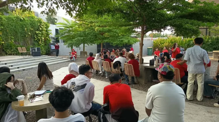 Kompetisi Komunitas English Gang Palembang Semarakkan HUT ke-81 RI