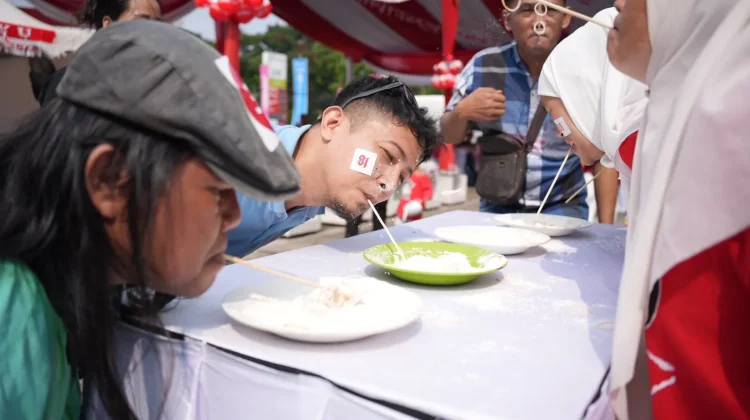 Pertamina Sumbagsel Rayakan HUT RI Bersama Pelanggan dan Ojol