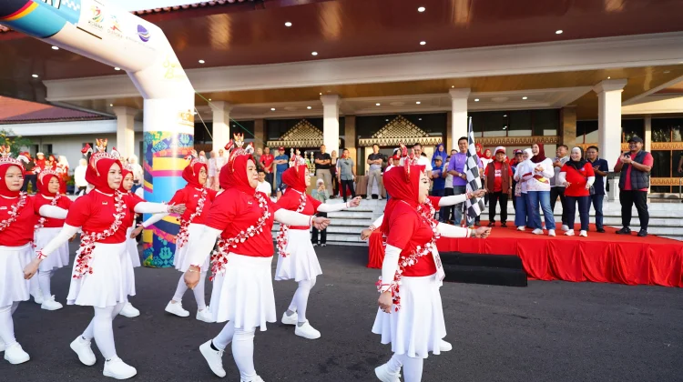 Meriahkan HUT ke-81 RI, OPD Pemprov Sumsel Ikuti Gerak Jalan Indah