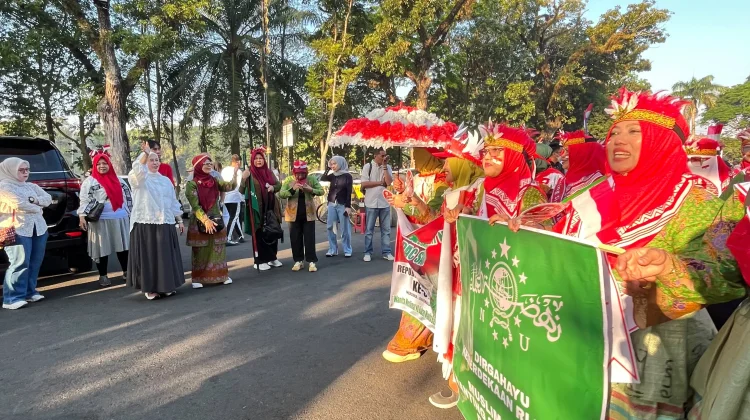 Pawai Kemerdekaan Muslimat NU Palembang Pererat Silaturahmi