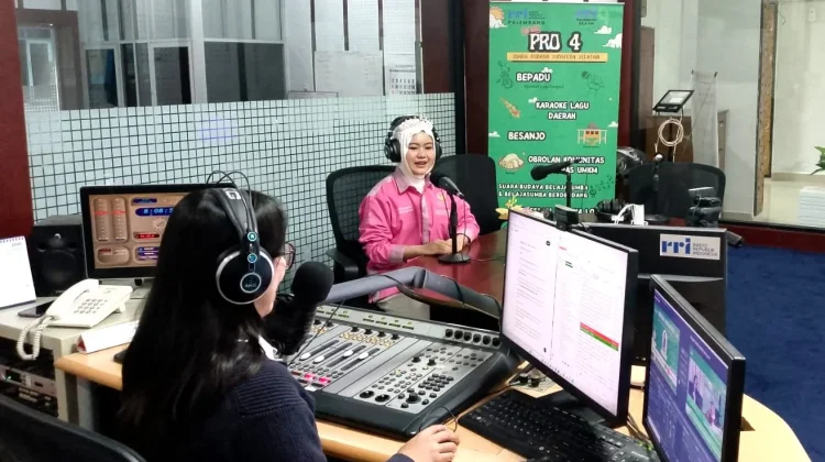 Miss Hijab Lingkungan Berencana Lanjutkan Program Bersih-Bersih Sungai Musi