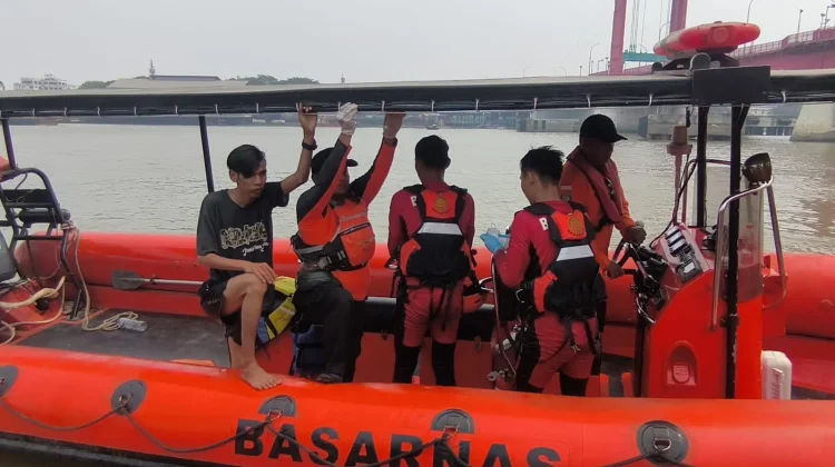 Tim SAR Temukan Korban Kedua Tenggelam di Sungai Musi
