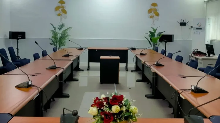 Fasilitas Ruang Rapat Mendukung Peningkatan Kinerja Pegawai