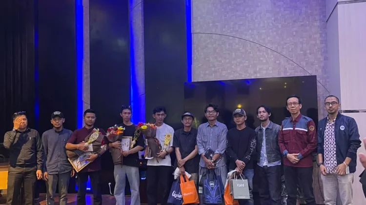 Barista Muda Palembang Unjuk Kreativitas Lewat Latte Art Competition