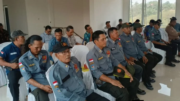 Kecamatan Talang Kelapa Gembleng Kesiapsiagaan Linmas di Kelurahan
