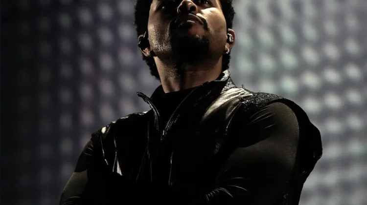 The Weeknd membuka Tur Asia dengan Kolaborasi bersama Takahashi