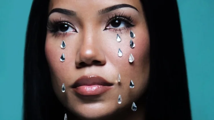 Jhené Aiko Raih Posisi No. 1 Billboard 200 lewat Westside Whimsy