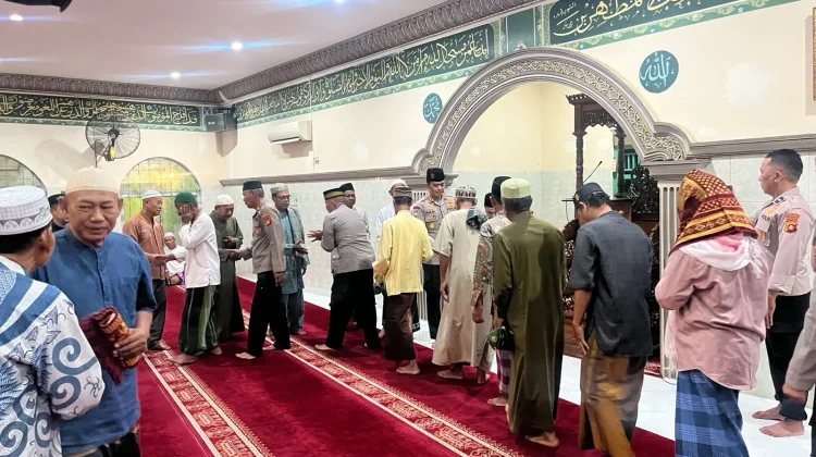 Polda Sumsel Perkuat Kedekatan Masyarakat Melalui Safari Subuh MENYA-LA