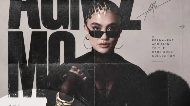 Agnez Mo Ukir Sejarah dengan Pameran Permanen di Hard Rock Hollywood