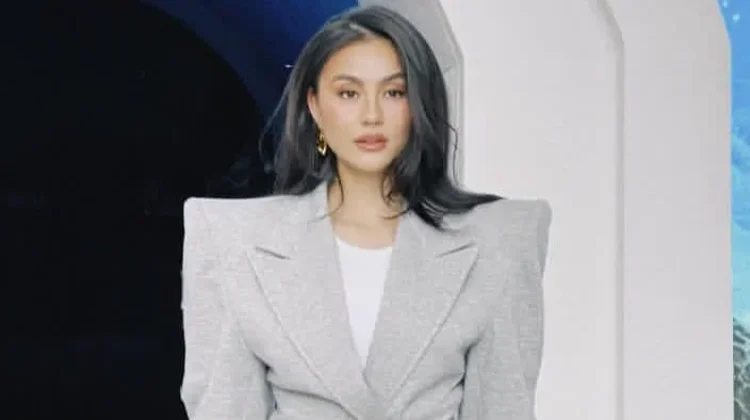 Memorabilia Agnez Mo Dipamerkan di Hard Rock Hollywood
