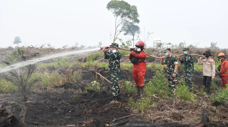 Atasi Karhutla, Kodam ll/Sriwijaya Bangun 22 Sumur Bor
