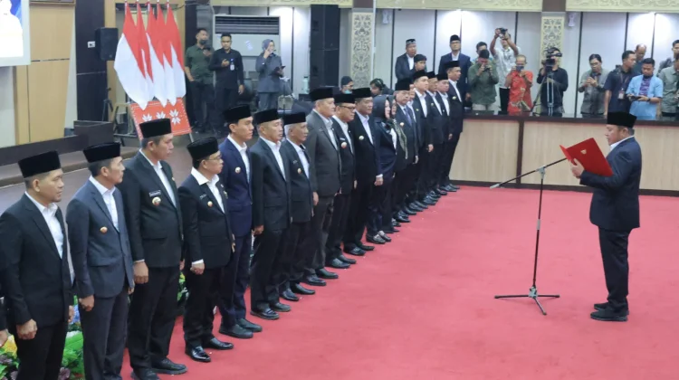 Pengurus KDEKS Dikukuhkan, Wali Kota Palembang Dorong Ekonomi Syariah