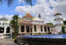 Semarak Ramadhan dengan Ibadah di Masjid Agung Palembang