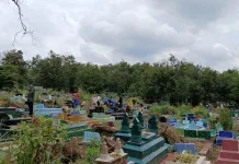 Tradisi Ziarah Ramai di Puncak Sekuning jelang Ramadan