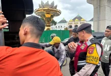 Bikin Resah Pedagang, "Pak Ogah" Pasar 16 Ilir Diamankan Polisi