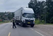 Polres Banyuasin Kandangkan Truk Sumbu Tiga yang Masih Melintas