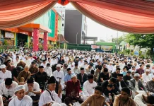 Ribuan Jamaah Padati Salat Id di SD Muhammadiyah 6/14 Palembang