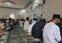 Warga Sukawaras Khusyuk Rayakan Idulfitri 1447 Hijriah