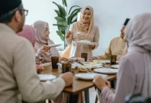 Cara Menjaga Kesehatan Tubuh saat Momen Lebaran