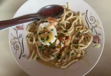 Mengenal Mie Celor, Sajian Legendaris Palembang yang Kaya Rasa