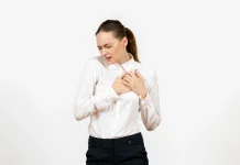 Mengenal Angina, Nyeri Dada yang Perlu Diwaspadai sejak Dini