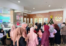 Antrean Beli Emas Pegadaian Membludak Usai Lebaran