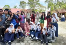 Semangat Kartini Menggema, SMPN 12 Palembang Penuh Kreasi
