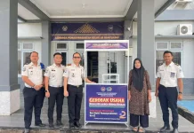 Lapas Banyuasin Salurkan Bantuan Gerobak Usaha Warga Binaan