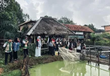 Keramba Apung Organik Bantu Ekonomi Warga Mangunjaya