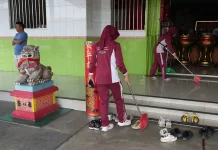 Polda Sumsel Gelar Bakti Religi di Kelenteng Sambut Bhayangkara