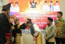 Wali Kota Palembang Terima Gelar Sutan Malin Batuah
