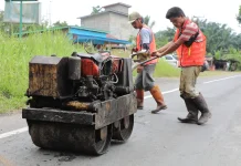 Cuaca Ekstrem Percepat Kerusakan di Ruas Terawas-Maur, Perbaikan Dikebut