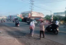 Polsek Indralaya Laksanakan Pengaturan Lalu Lintas, Sasar Keselamatan Pelajar