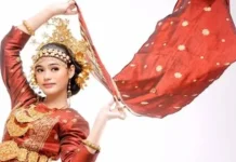 Dukungan Keluarga Antar Rosa Indiana Lestarikan Budaya