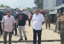 Jalan Kelapa Diperbaiki, Pemkot Prabumulih Pindahkan Pedagang ke Pasar Subuh