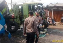 Truk Alat Berat dan Tangki Tabrakan di Jalintim Banyuasin