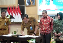 Tingkatkan Efesiensi, Pemprov Sumsel Teken Kontrak Payung Pengadaan Kertas HVS