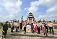 HUT Bhayangkara, Polres Muara Enim Bantu Warga dan Rumah Ibadah