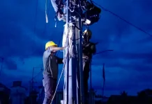 Tegangan Rendah Bikin Rusak Perangkat Elektronik Warga, PLN Lakukan Perbaikan