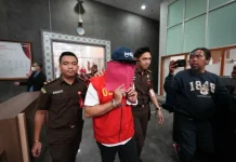 Usai Pulang Haji, Tersangka Korupsi KUR BSB Martapura Ditahan Kejati