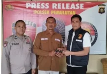 Polsek Pemulutan Apresiasi Kesadaran Warga Desa Lebung Jangkar Serahkan Senpi