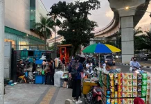Hemat Uang Saku, UMKM Kawasan Belakang PIM Palembang Jadi Pilihan Pekerja Mall