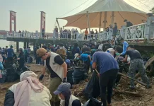 Tujuh Ton Sampah Diangkut dari Aksi Bersih Sungai Musi Palembang