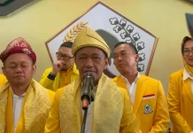 Sentil Pengusaha Besar, Bahlil Pasang Badan Legalkan Sumur Minyak Rakyat